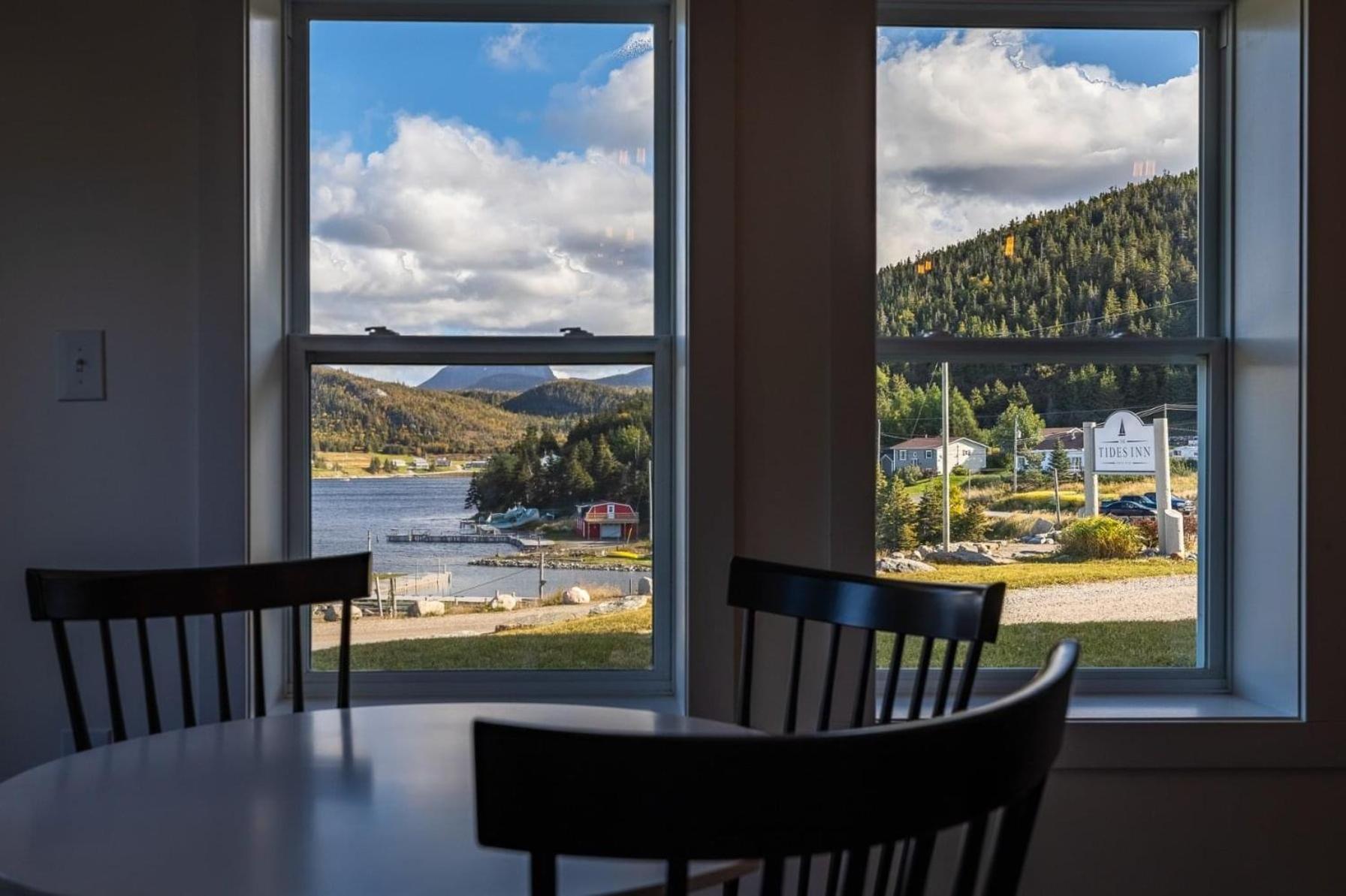 The Tides Inn Norris Point Esterno foto